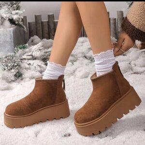 SHEIN Brown Platform Winter Boots